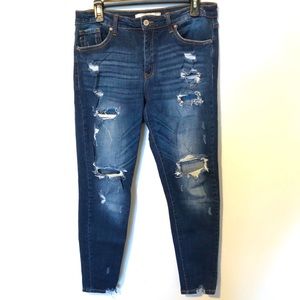 KanCan distressed jeans